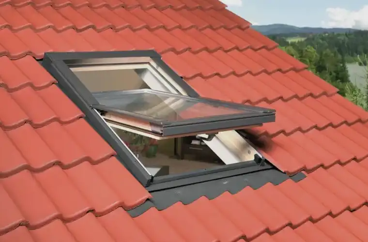 Forbin Couverture Couvreur Lorient Pose De Velux 2 Forbin Couverture Couvreur Lorient Pose De Velux 2